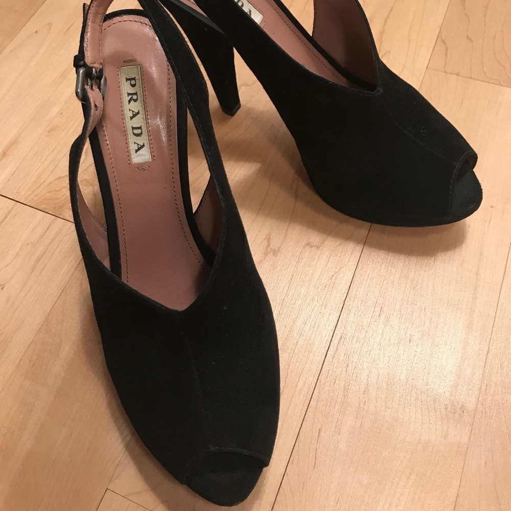 Authentic Prada suede high heels gently worn - Picture 2 of 8